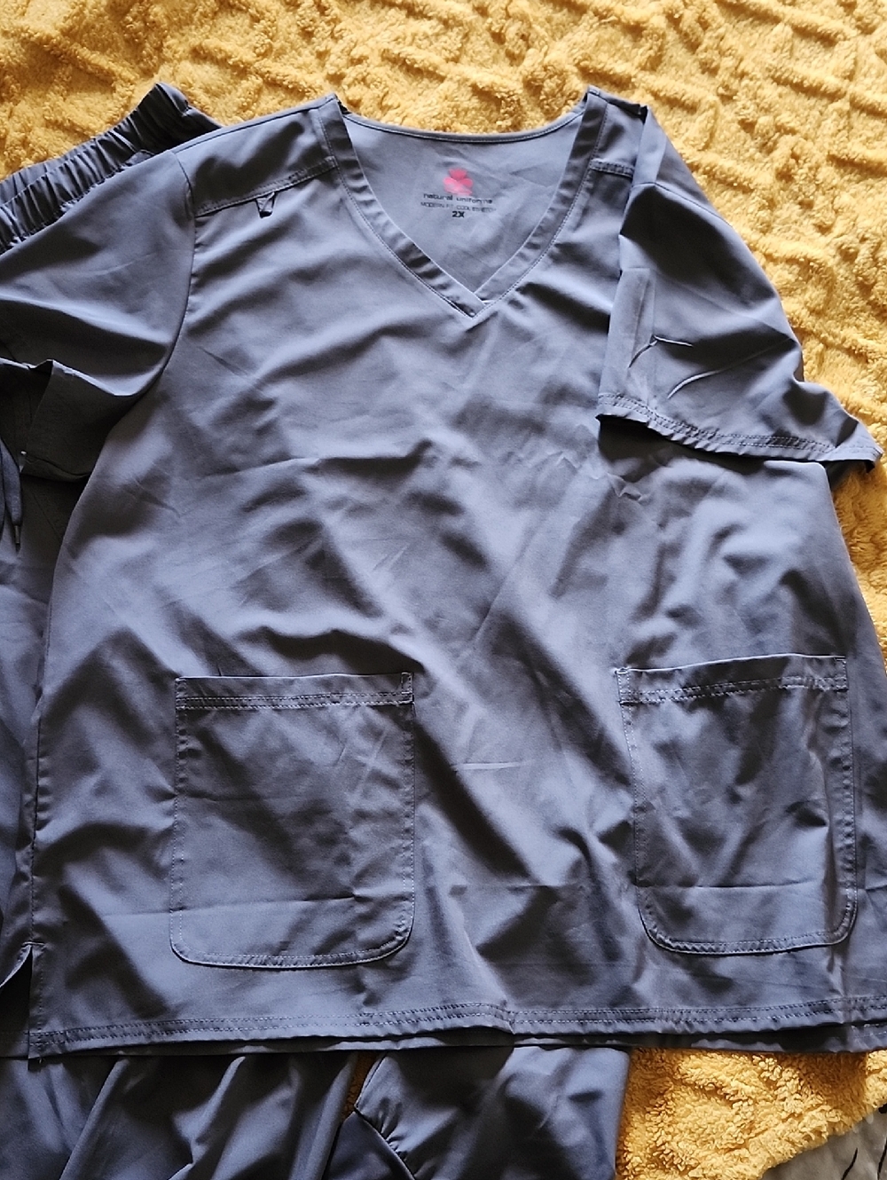 Women's Dark Grey V-Neck Scrub Top and Jogger Style Pants
